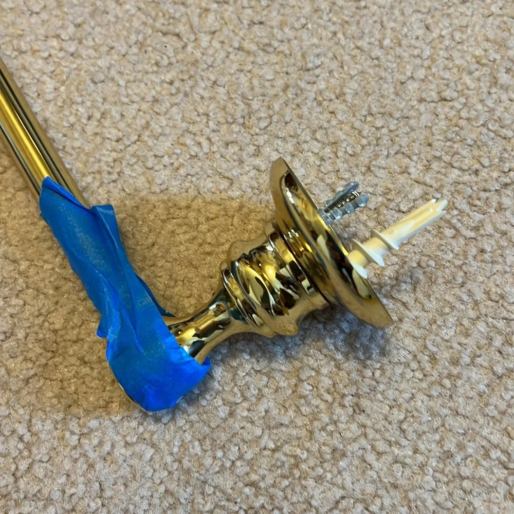 Delta Towel Bar